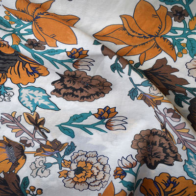 Gefärbtes Falten-beständiges gesponnenes Baumwolle-Tencel-Gewebe des Twill-100