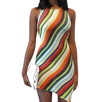 Polyester des bunter Streifen-unregelmäßiges trägerloses Sommer-Kleid70% der Baumwolle30%