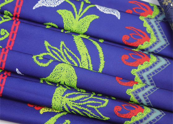 Großes Blumen-Polyester druckte Gewebe für Dekorations-Zusätze